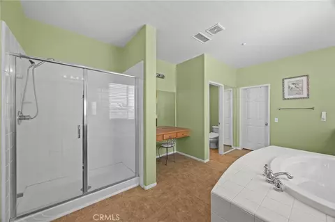 Bath - 9509 Kings Ct, Riverside, CA 92508 photo 4 of 5