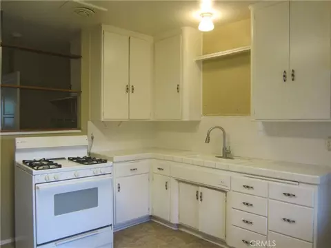 6725 De Anza Ave, Riverside, CA 92506 photo 10