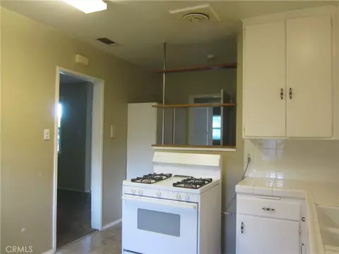 6725 De Anza Ave, Riverside, CA 92506 photo 11