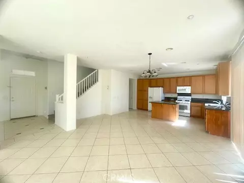 Living - 7434 Freeport, Fontana, CA 92336 photo 4 of 6