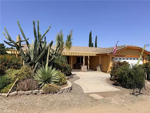 18760 Boulder, Riverside, CA 92508