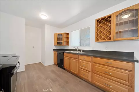 Kitchen - 1909 N N Smt, Pasadena, CA 91103 photo 2 of 3
