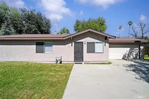 Exterior - 1909 N N Smt, Pasadena, CA 91103 photo 2 of 2