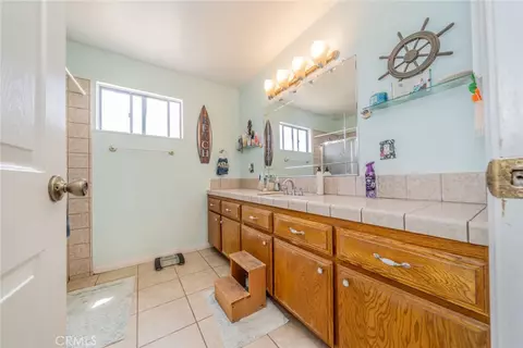 Bath - 9980 Johnson, Phelan, CA 92371 photo 2 of 6