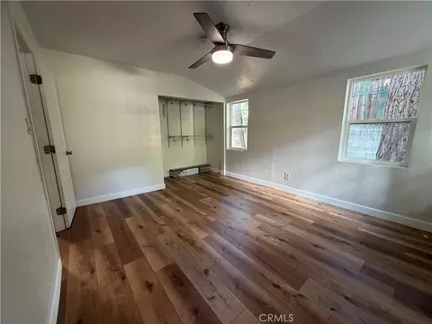 Bedroom - 320 Sky View Ln, Crestline, CA 92325 photo 3 of 9
