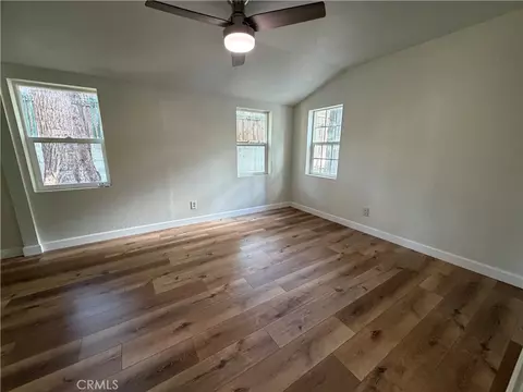 Bedroom - 320 Sky View Ln, Crestline, CA 92325 photo 8 of 9