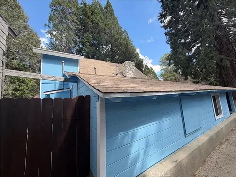 320 Sky View Ln, Crestline, CA 92325 photo 30