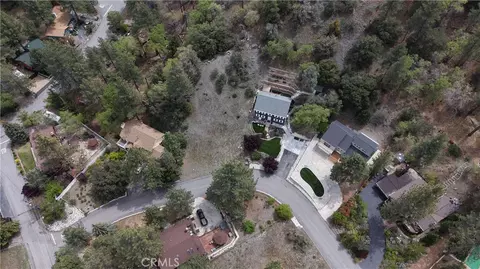 5411 Shirley J, Wrightwood, CA 92397 photo 4