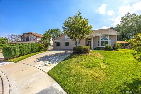 11855 Beverly Ct, Loma Linda, CA 92354