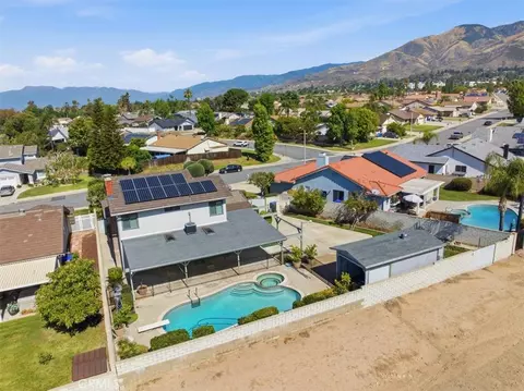 View/Area - 7003 Grove, Highland, CA 92346 photo 7 of 12