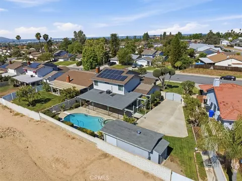 View/Area - 7003 Grove, Highland, CA 92346 photo 9 of 12