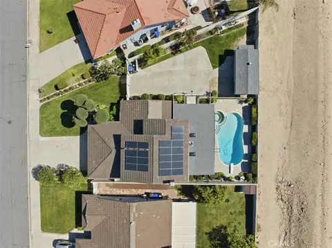 View/Area - 7003 Grove, Highland, CA 92346 photo 10 of 12