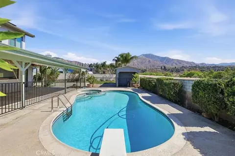 Exterior - 7003 Grove, Highland, CA 92346 photo 13 of 14