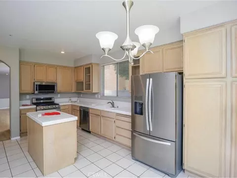 Kitchen - 1468 Augusta, Upland, CA 91786 photo 2 of 2