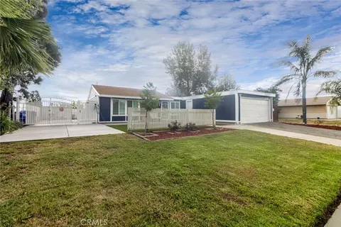 5647 Buckboard Dr, San Bernardino, CA 92407