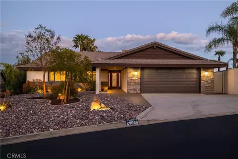 29096 Old Wrangler Rd, Canyon Lake, CA 92587