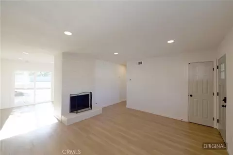 Living - 13383 Tutelo, Apple Valley, CA 92308 photo 2 of 2