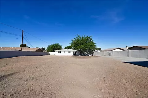 Exterior - 13383 Tutelo, Apple Valley, CA 92308 photo 7 of 7