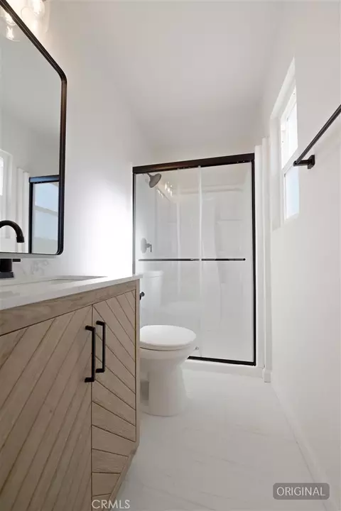 Bath - 13383 Tutelo, Apple Valley, CA 92308 photo 2 of 4