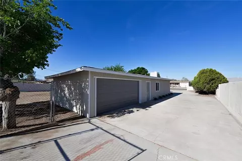 Exterior - 13383 Tutelo, Apple Valley, CA 92308 photo 5 of 7