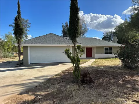 22661 Fisher St, Perris, CA 92570