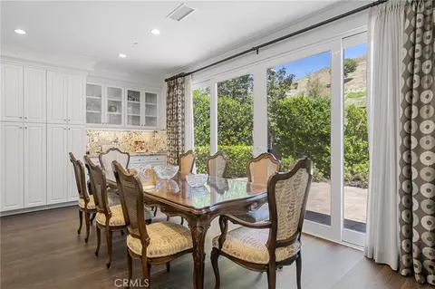 Dining - 45 Triana, Irvine, CA 92618 photo 2 of 2