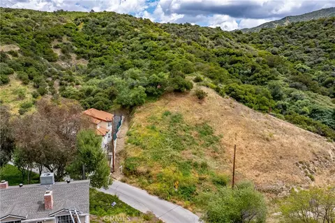 7266 Tranquil Dr, Tujunga, CA 91042 photo 2
