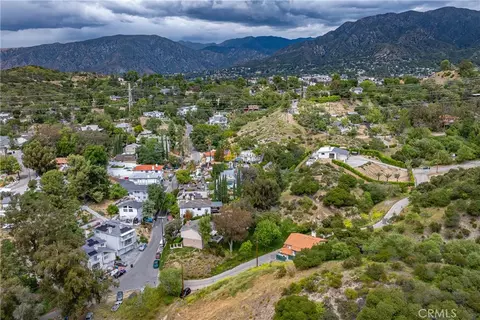 7266 Tranquil Dr, Tujunga, CA 91042 photo 4