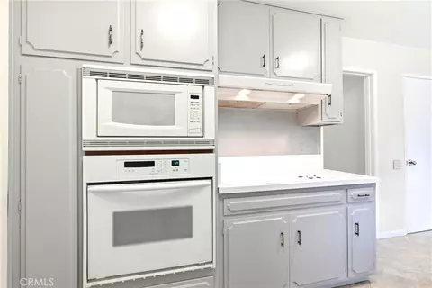 Kitchen - 2145 Fairview Ave, Riverside, CA 92506 photo 3 of 4