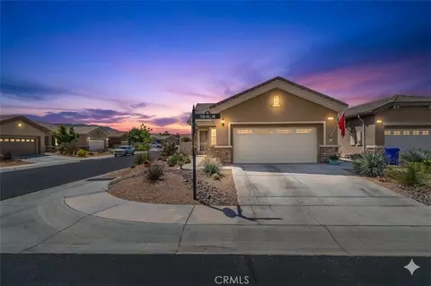 19493 Tor Hl, Apple Valley, CA 92308