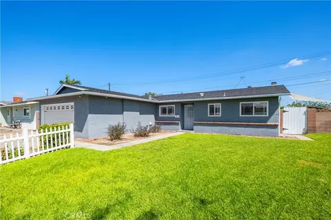 7233 Hayes Cir, Buena Park, CA 90620