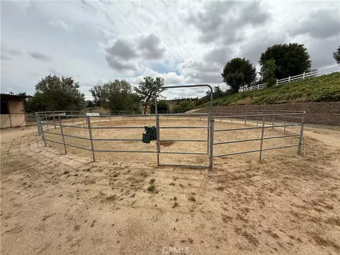 Exterior - 20370 Lakeridge, Perris, CA 92570 photo 8 of 15