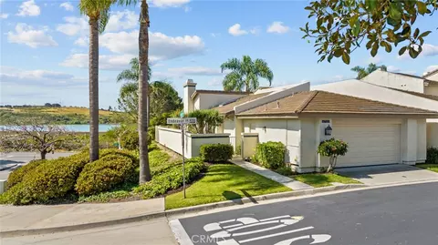 4793 Endeavor Ln, Carlsbad, CA 92008