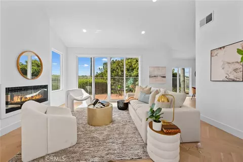 4793 Endeavor Ln, Carlsbad, CA 92008