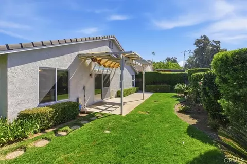 Exterior - 173 S Mercedes, Fallbrook, CA 92028 photo 6 of 8