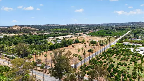 7700 Victoria, Riverside, CA 92504