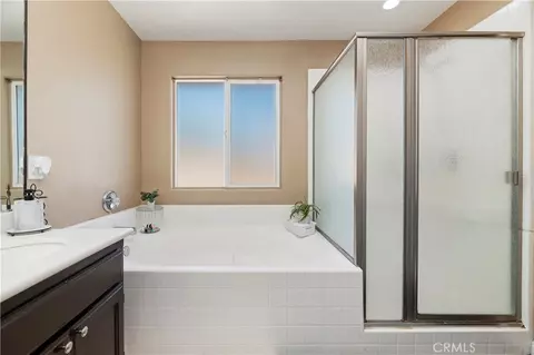 Bath - 10312 Primrose, Hesperia, CA 92345 photo 3 of 3