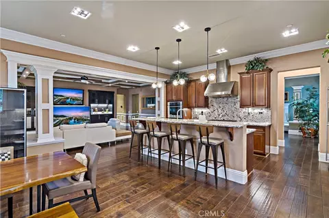 Kitchen - 689 Crystal Mtn, Riverside, CA 92506 photo 5 of 6