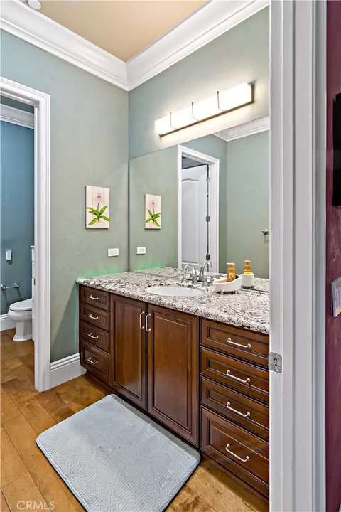 Bath - 689 Crystal Mtn, Riverside, CA 92506 photo 8 of 9