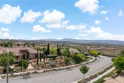 View/Area - 689 Crystal Mtn, Riverside, CA 92506 photo 7 of 7
