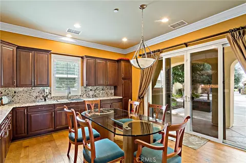 Dining - 689 Crystal Mtn, Riverside, CA 92506 photo 4 of 4