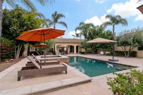 Exterior - 689 Crystal Mtn, Riverside, CA 92506 photo 13 of 17