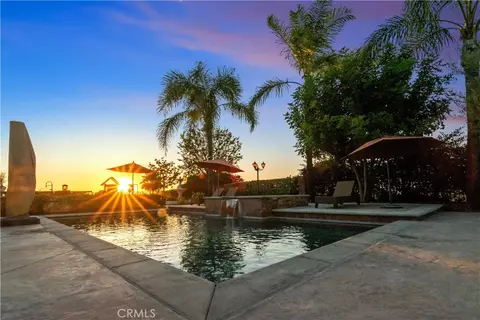 Exterior - 689 Crystal Mtn, Riverside, CA 92506 photo 12 of 17