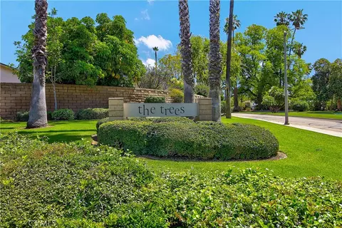 6618 Wintertree Dr, Riverside, CA 92506