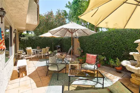Exterior - 6618 Wintertree Dr, Riverside, CA 92506 photo 8 of 14
