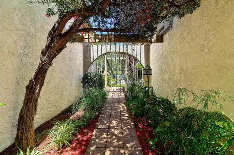 Exterior - 6618 Wintertree Dr, Riverside, CA 92506 photo 3 of 14