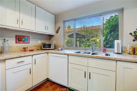 Kitchen - 6618 Wintertree Dr, Riverside, CA 92506 photo 3 of 4