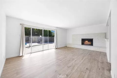 Living - 1870 Burch Ave, Simi Valley, CA 93063 photo 1 of 3