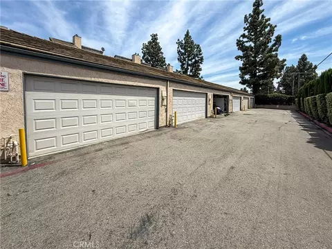 Exterior - 579 W 9th, Upland, CA 91786 photo 3 of 6