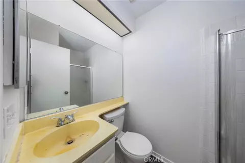 Bath - 579 W 9th, Upland, CA 91786 photo 1 of 2